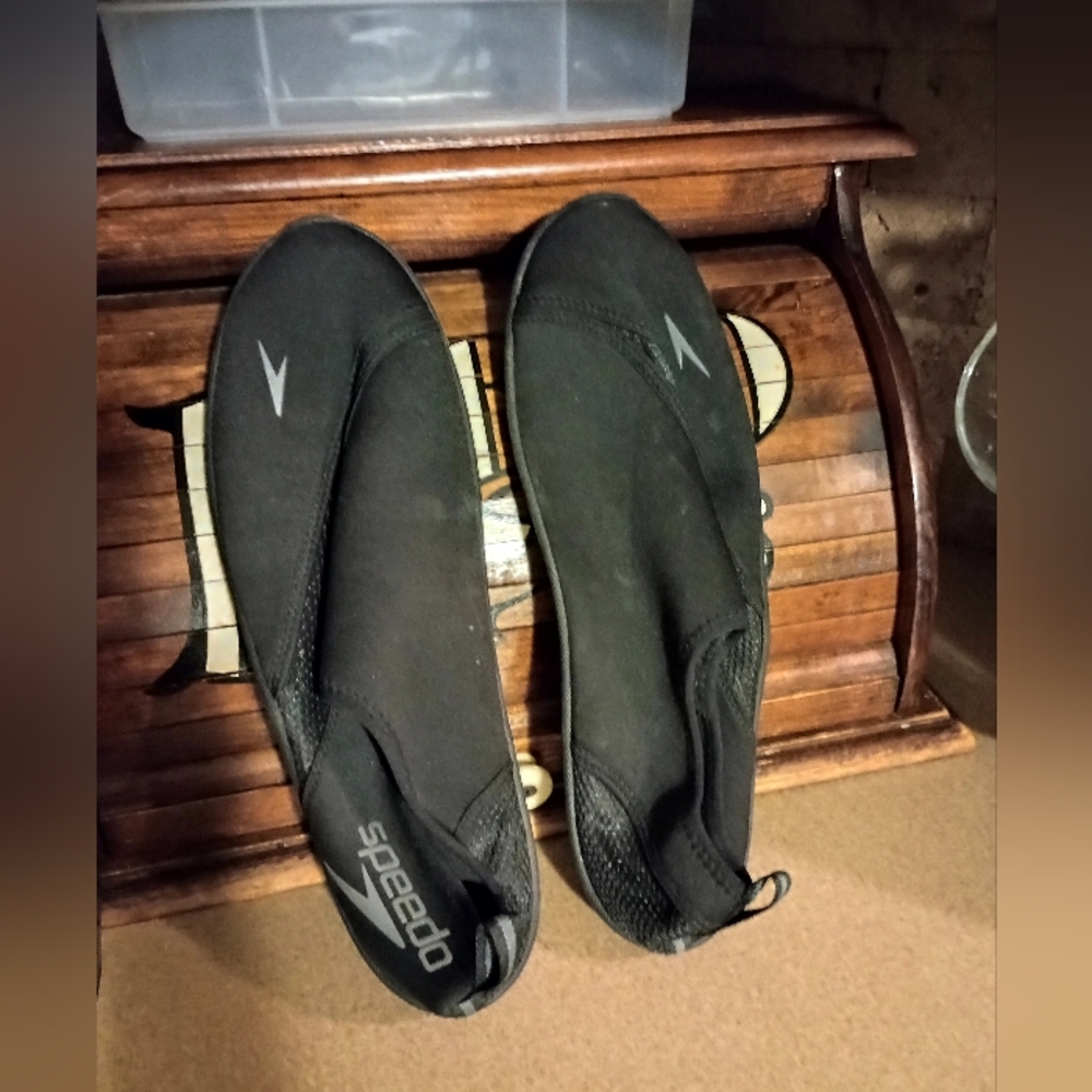 NWOT Men's SPEEDO Surf Walker Pro 3.0 Water Shoes Size 14